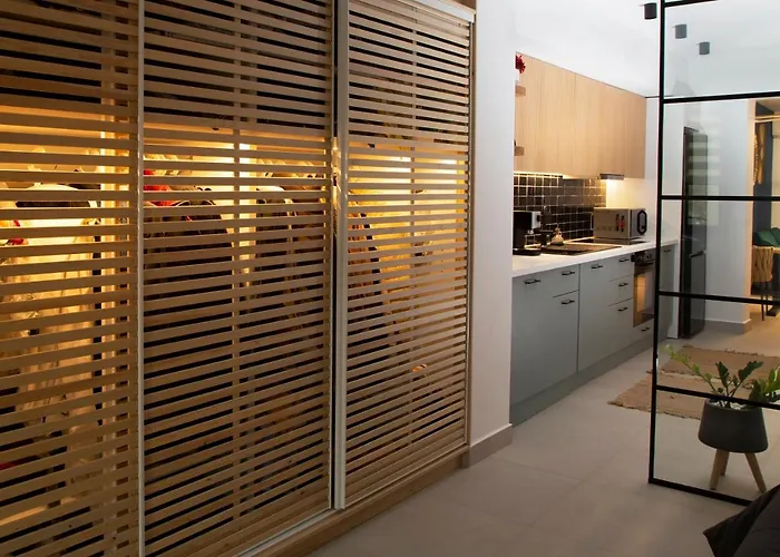 Soho #1 Luxurious Apartment In Saint Nicolas